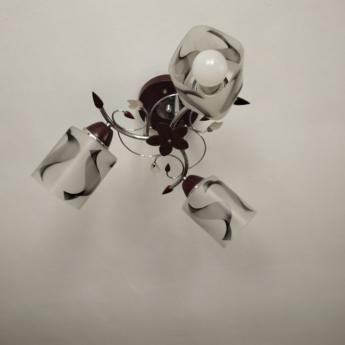 Продам люстры от 5тыс