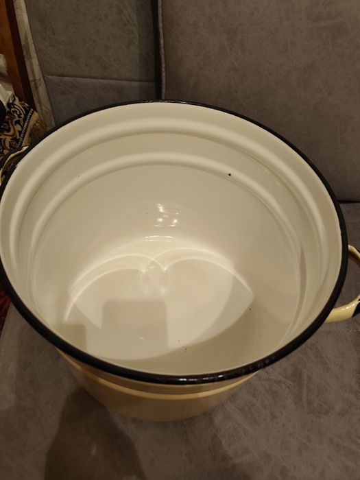 Продаю кастрюлю СССР