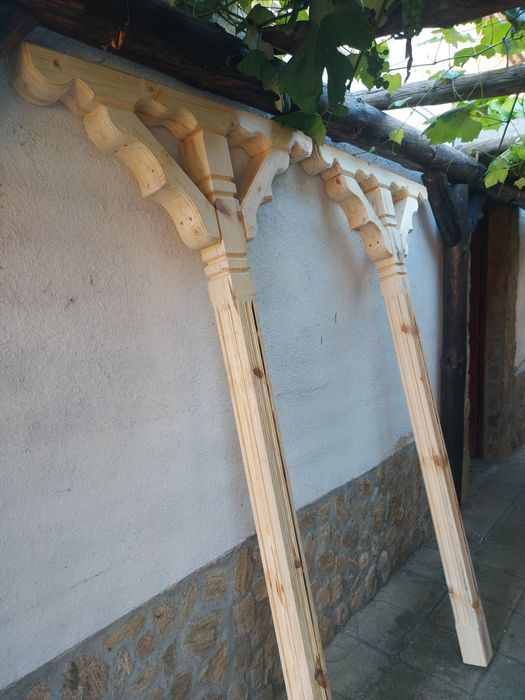 Дървени капители и конзоли за беседки и навеси