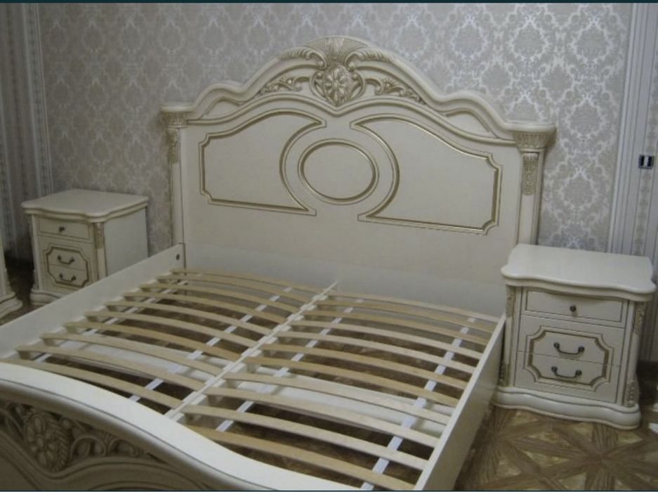 Срочно продам спальный гарнитур