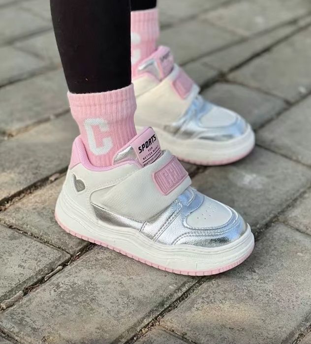 Новую обувь  продам