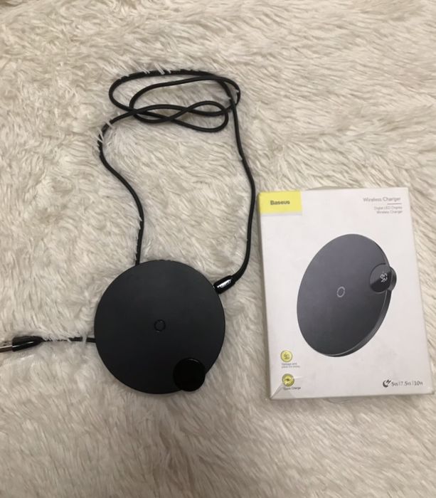 Безпроводная зарядка для айфона