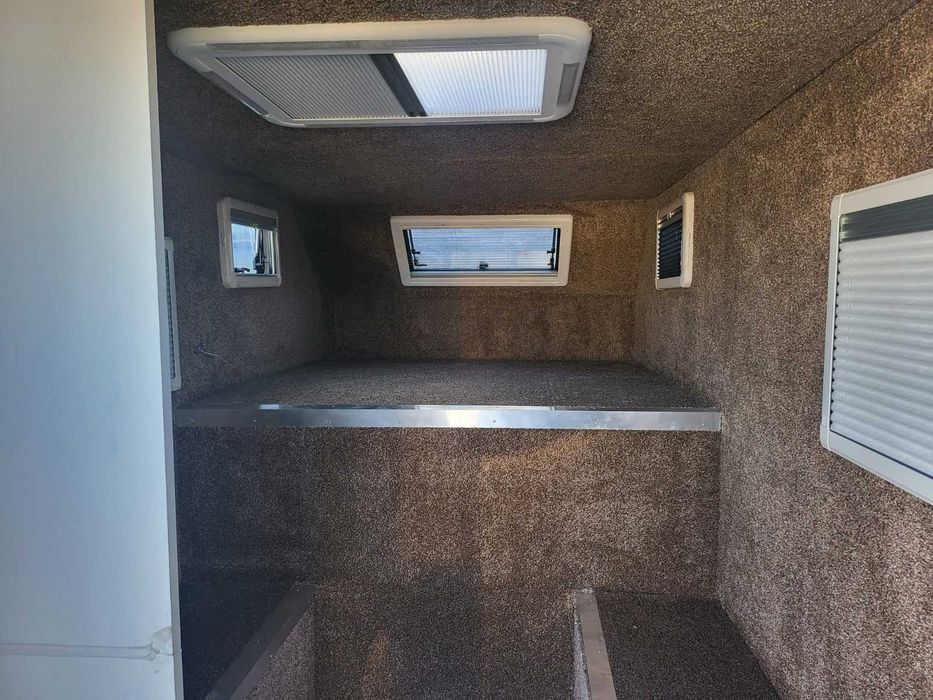 Pickup BoxCamper pentru 4x4 Toyota Hilux, Mitsubishi L200, Ford Ranger, Mercedes X Class, Nissan Navara, VW Amarok