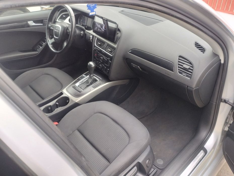 Audi A4 B8 automat 2.0 tdi 143 cp.euro 5   recent adus