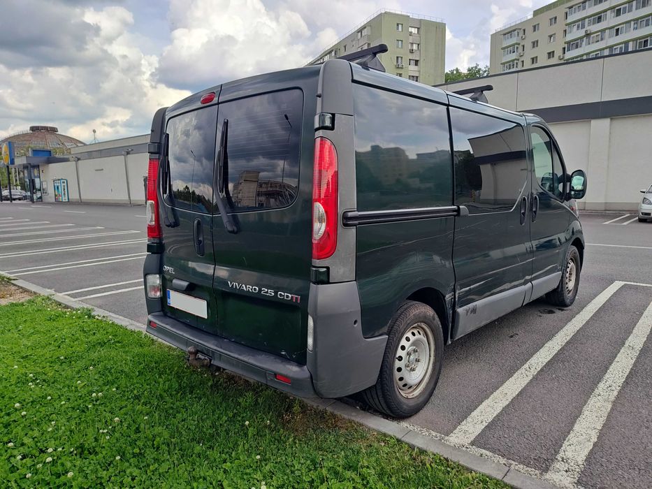 Opel Vivaro 2.5 CDI - Marfa - 2 Locuri - 146 CP