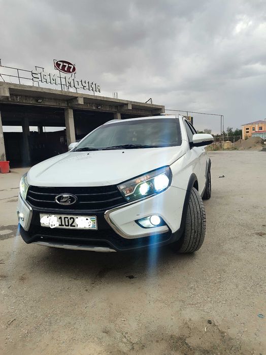 LADA vesta sw cross