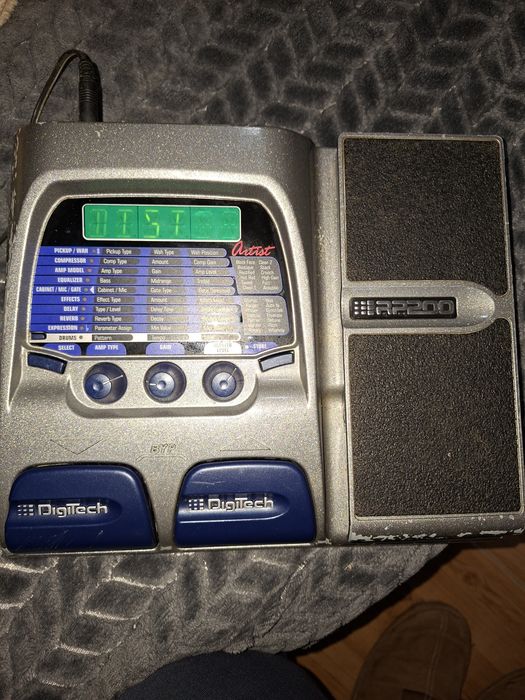 DIGITECH  rp 200 artist