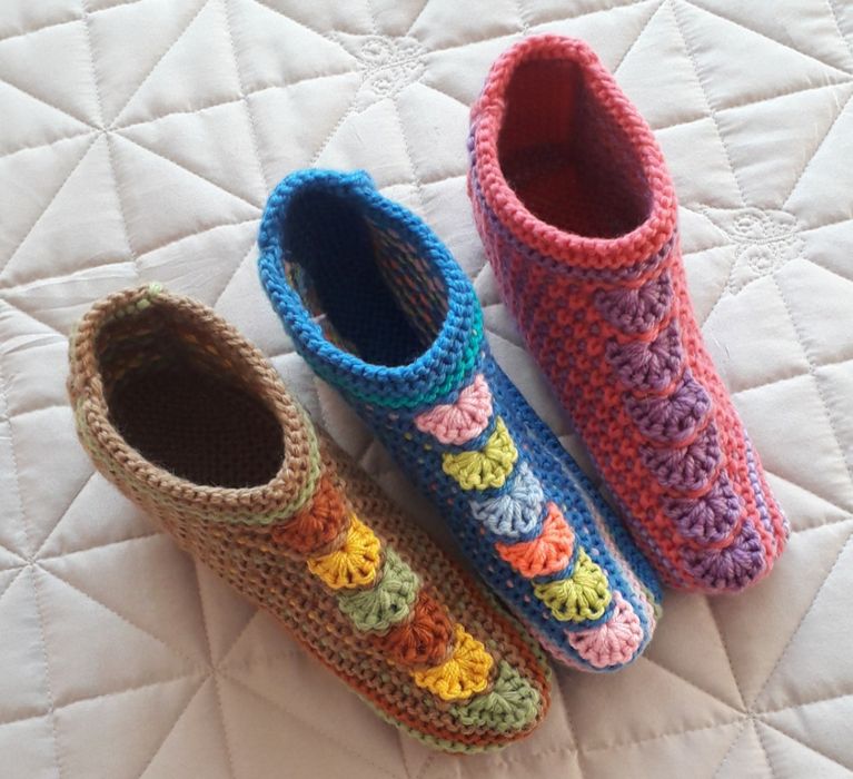 Вязаные следочки.