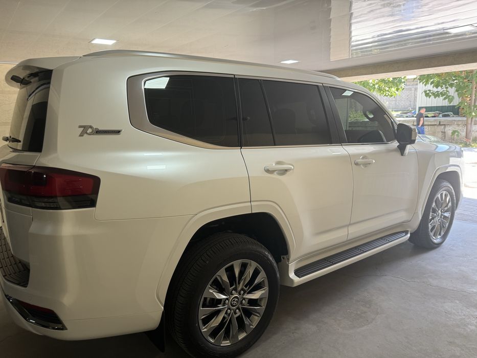 TOYOTA LAND CRUISER 300 SFX Z1 TVI   3.5L V6 Twin-Turbo Petrol