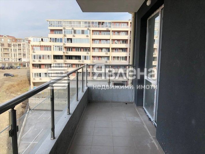 Продава се Тристаен апартамент в Бургас, Меден рудник - зона В - 102 кв.м за 932 €/кв.м - Снимка #4