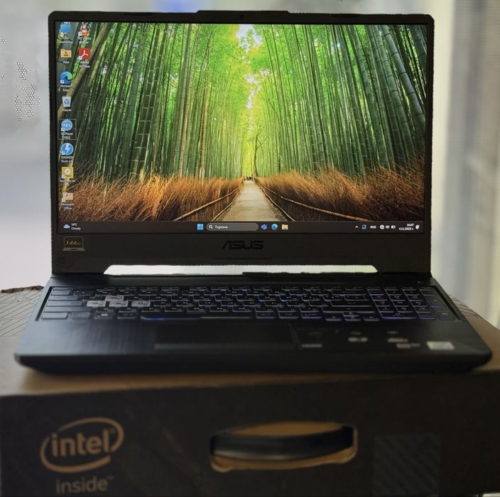 Гейминг лаптоп ASUS Tuf F15 i5-10300H, 8GB RAM, 512GB SSD, GTX1650, 144Hz