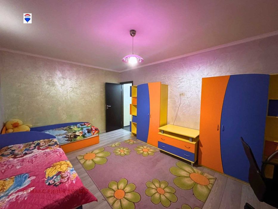 Тристаен апартамент за продажба в центъра на гр. Русе