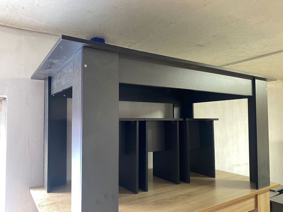 Продам Столы кухонные