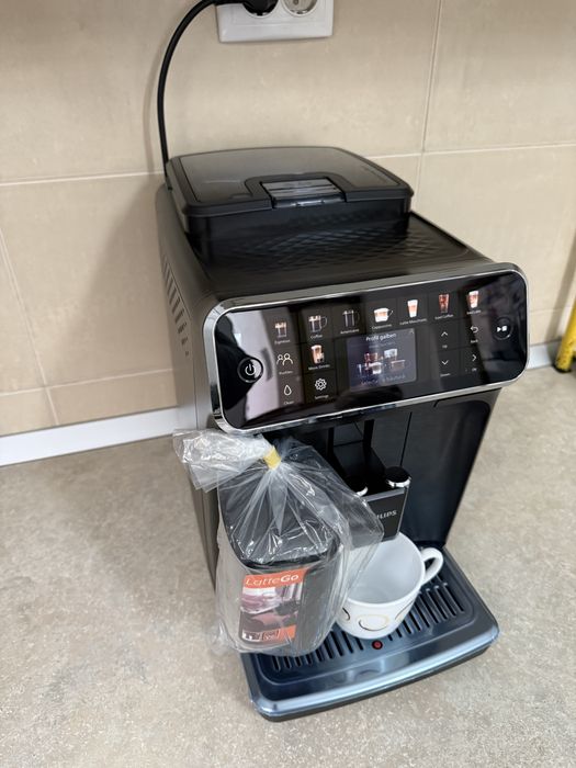 Espressor  Philips seria Ep 5500 sau Ep 5400 garantie 6 luni