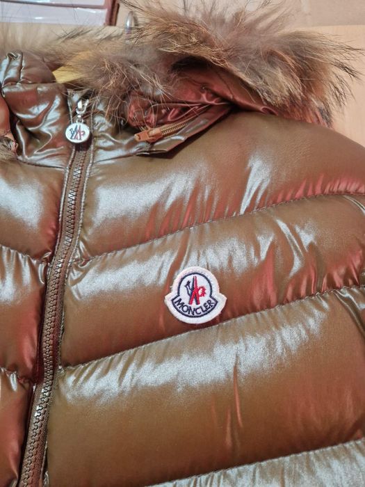 Яке с гъши пух Moncler като ново