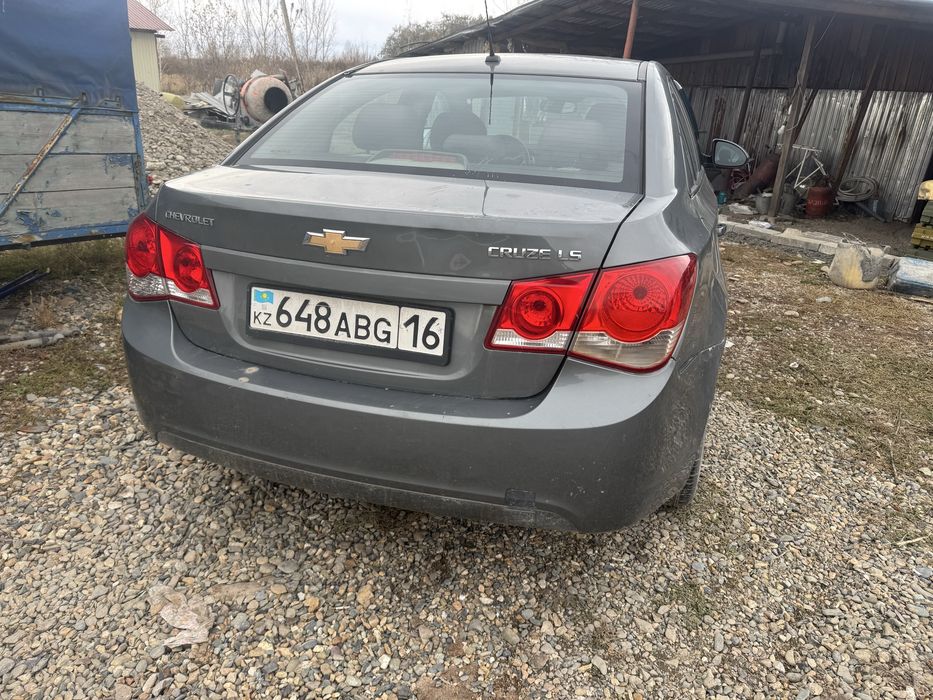 Продам Шевроле Круз