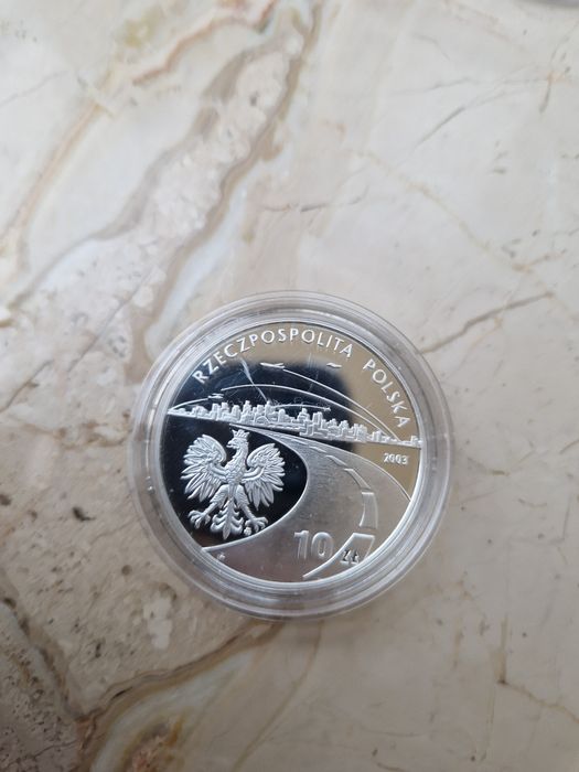 Сребърни монети UNC