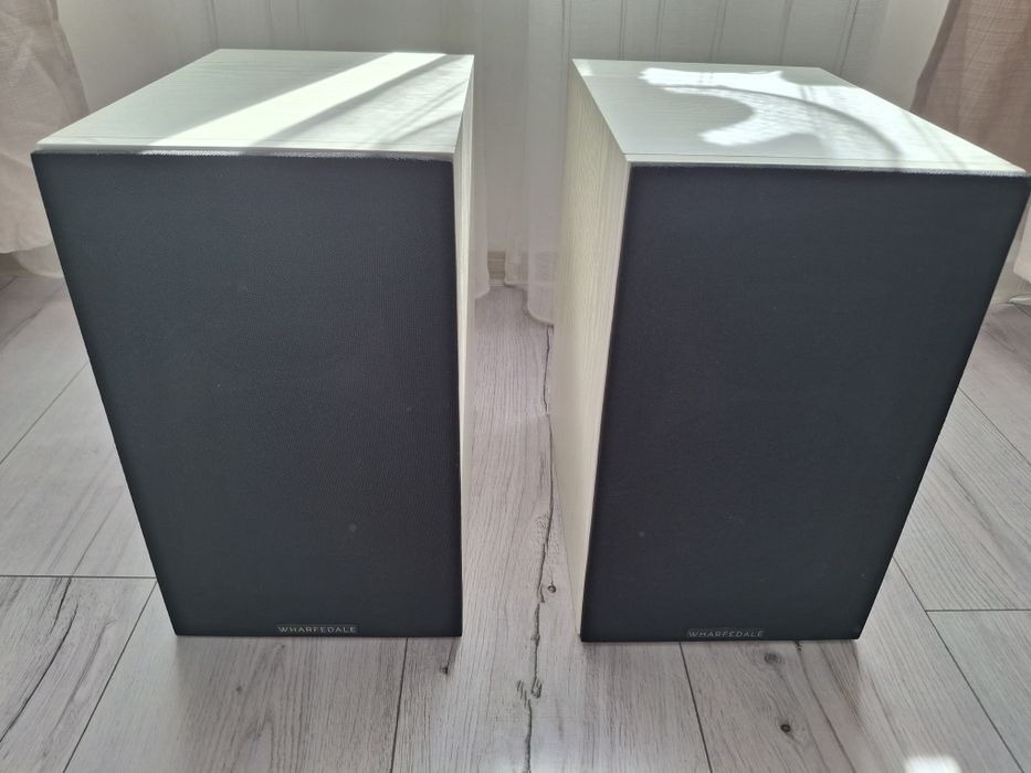 Vand 2 boxe Wharfedale Diamond 12.2 noi