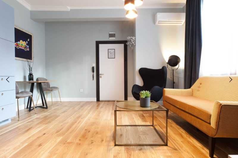 Продаваме Двустаен Апартамент В Банишора