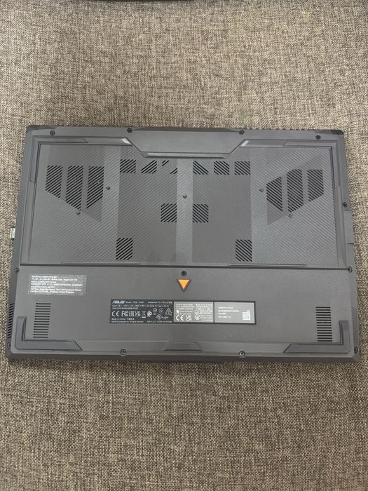 Laptop ASUS Gaming RTX 4060 I7 13th 16GB RAM DDR5 1TB SSD IN GARANTIE