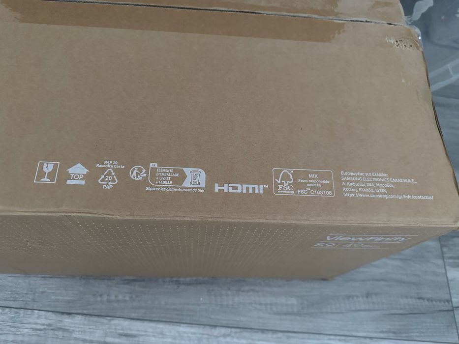 Samsung ViewFinity S9