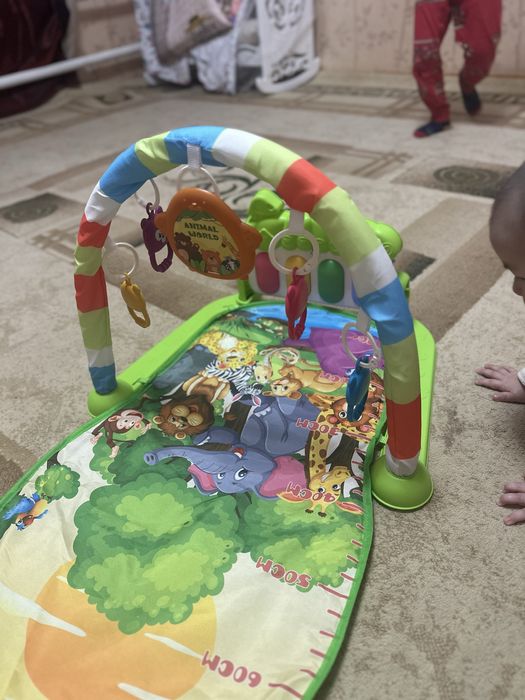 Продам коврик-пианино развивающий