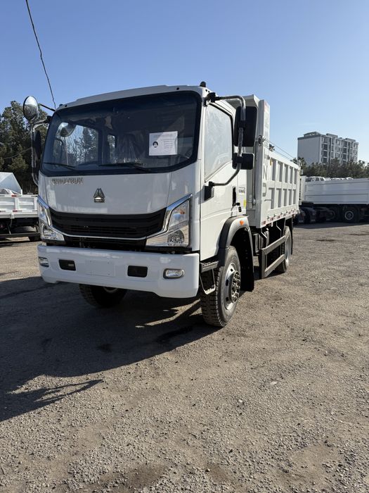 Howo Samasval 10 tonnalik homan sinotruk sotuvda tayyor