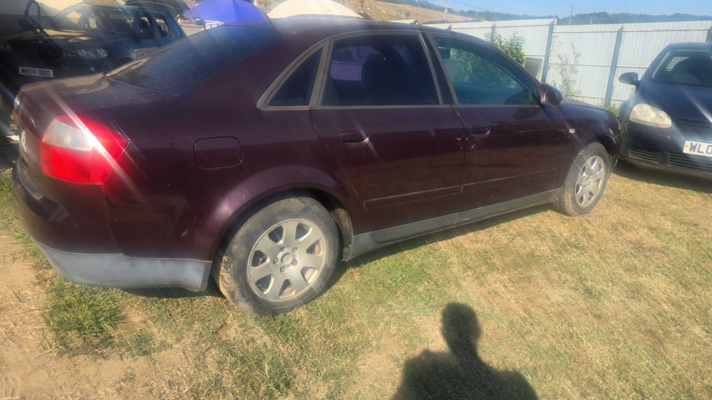 AUDI A4 0 — imagine 2