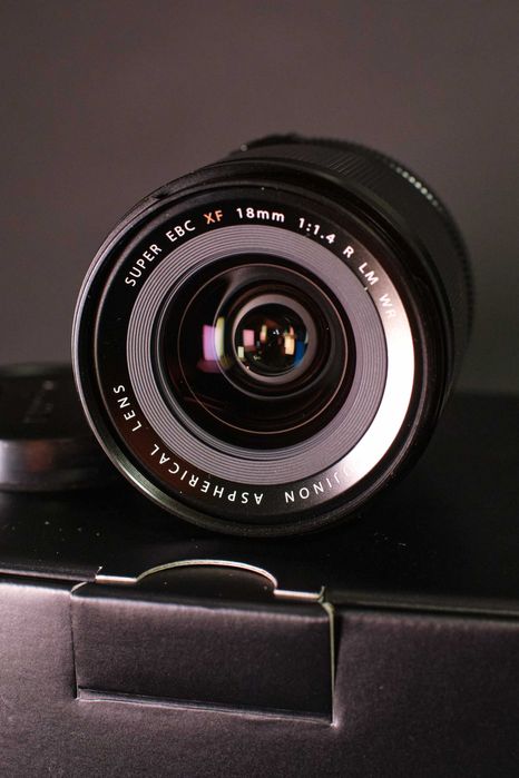 Obiective Fujifilm Fujinon XF 90mm F2.0 WR | XF 18mm F1.4 WR