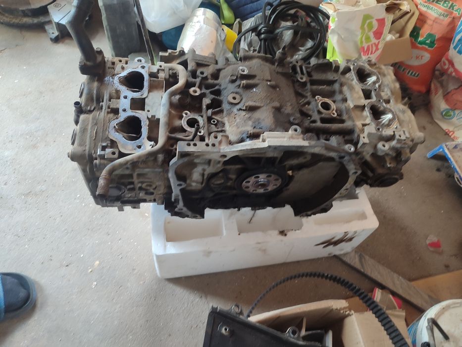 Продам мотор Субарик EJ251