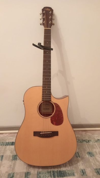 YAMAHA Гитарааааа