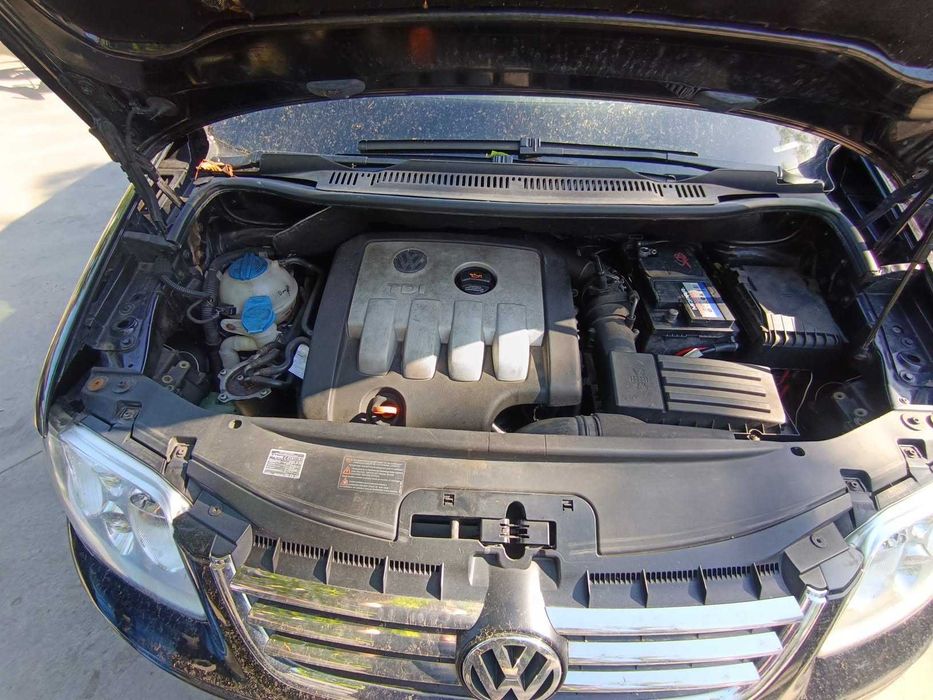 Dezmembrăm VW Touran an 2006