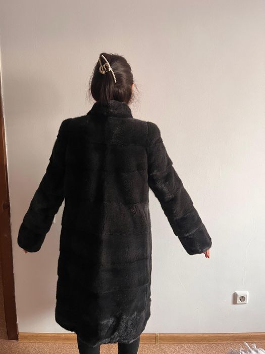 Продам норковую шубу