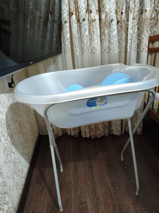 Продам кокон, ванночку, переноску.