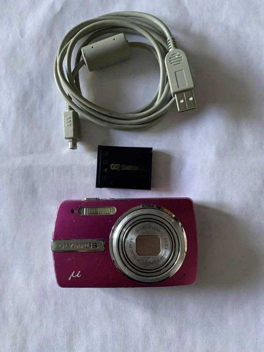 Продавам фотоапарат Olympus