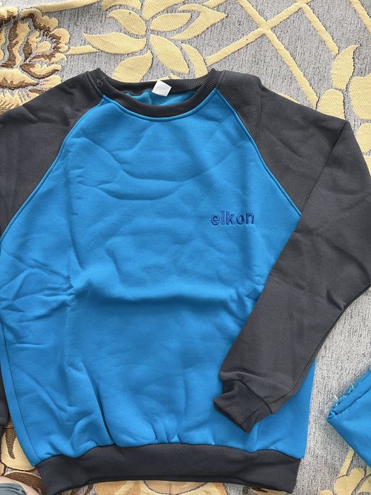 Футболка , кофта XL , M размер