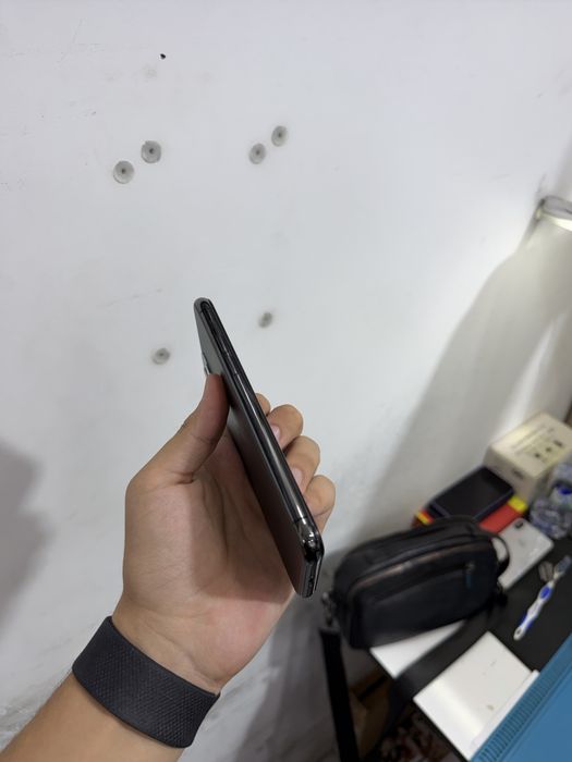 iPhone 11 pro 64gb срочни сотилади