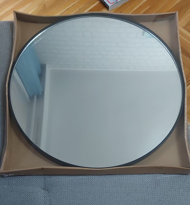 Огледало 50см с черна метална рамка и кожена каишка