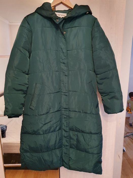 Отдам зимние куртки