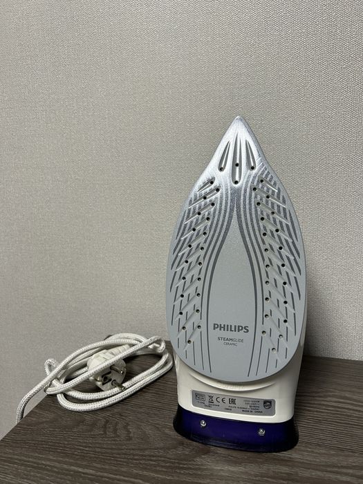 Продам утюг Philips