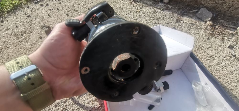 Оберфреза makita макита на 110v 770W