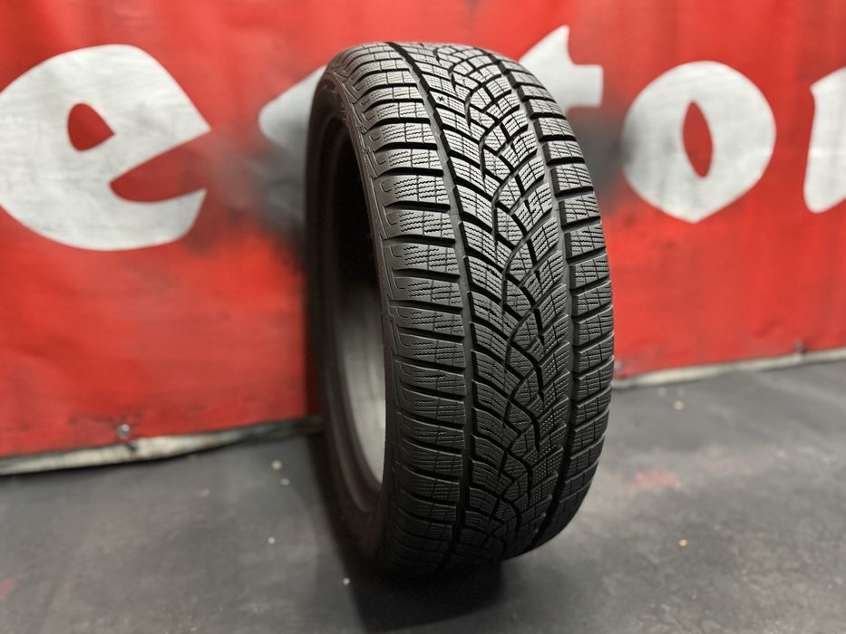 225 50 18, Зимна гума, Goodyear UltraGripPerformance+, 1 брой