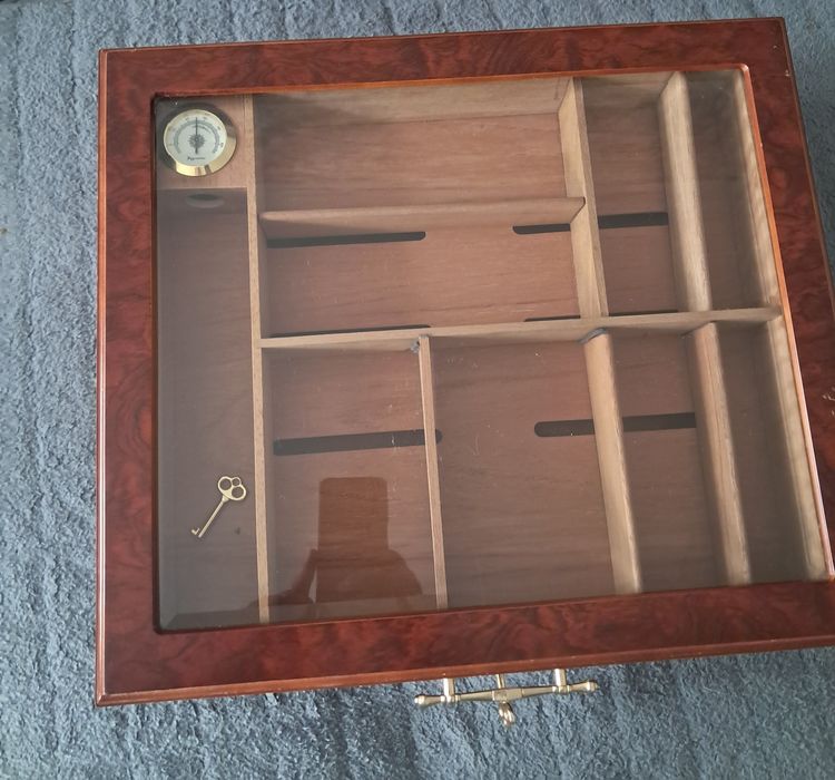 Хьюмидор для сигар бу