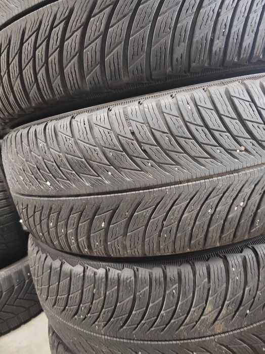 4бр.зимни гуми 225/65/17 Michelin