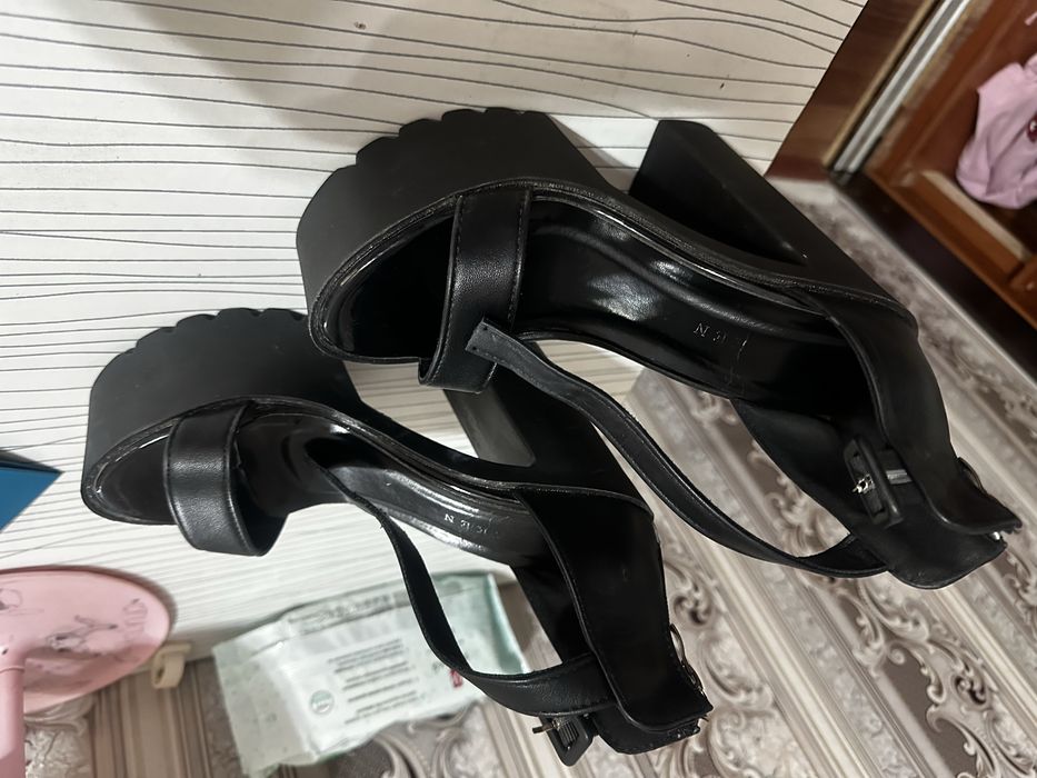 Продам туфли,СРОЧНО