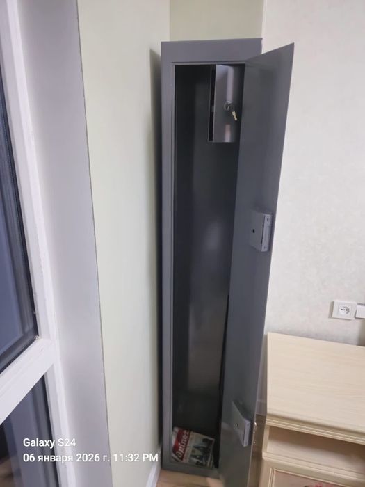 Сейф сатылады.