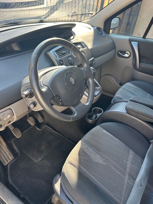 Renault Scenic 2  1.6