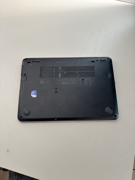 Laptop HP 12,5 inch•ideal diagnoza auto/service•i5-6th gen•bateria 5h