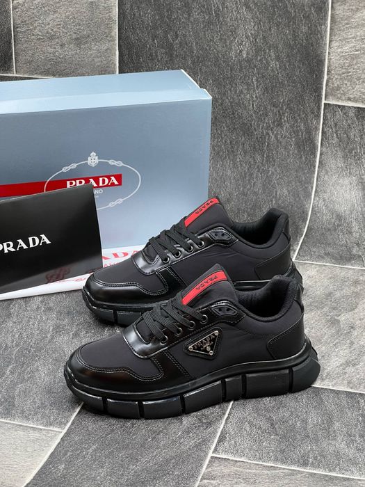 Adidasi Prada noi !!! Marimi 40/44 !!!