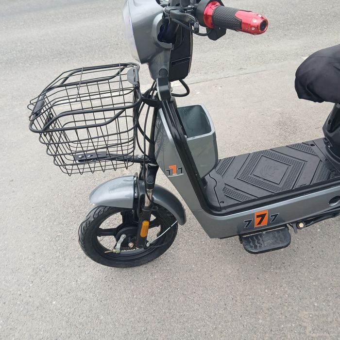 Продам мопед 777